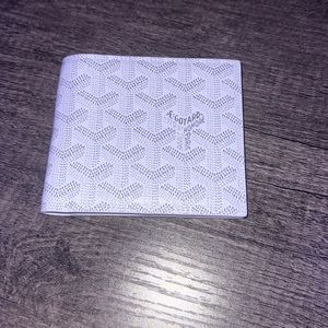 goyard wallet